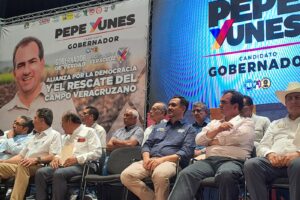 Veracruz volverá a ser referente en los sectores productivos: Pepe Yunes